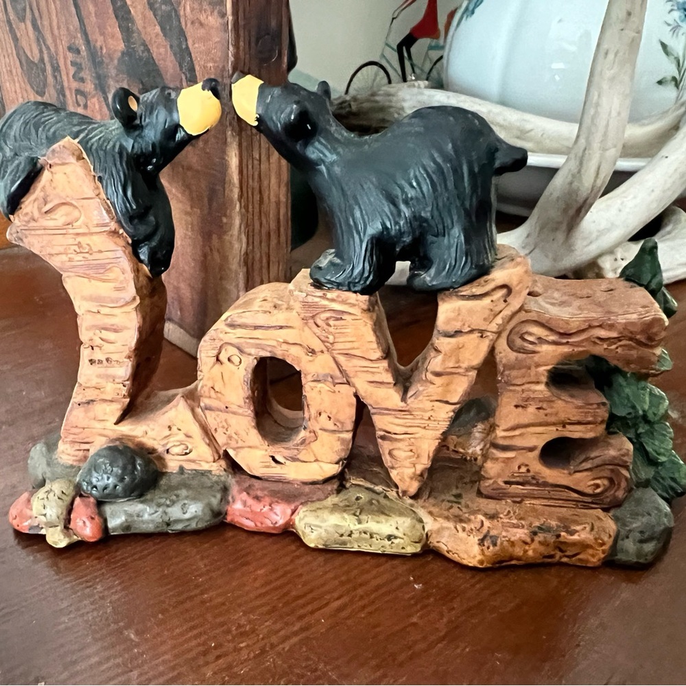 Bearfoots Big Sky Carvers